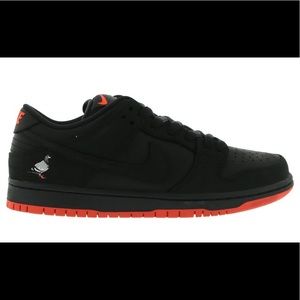 Nike SB Dunk Low Black Pigeon X Jeff Staples